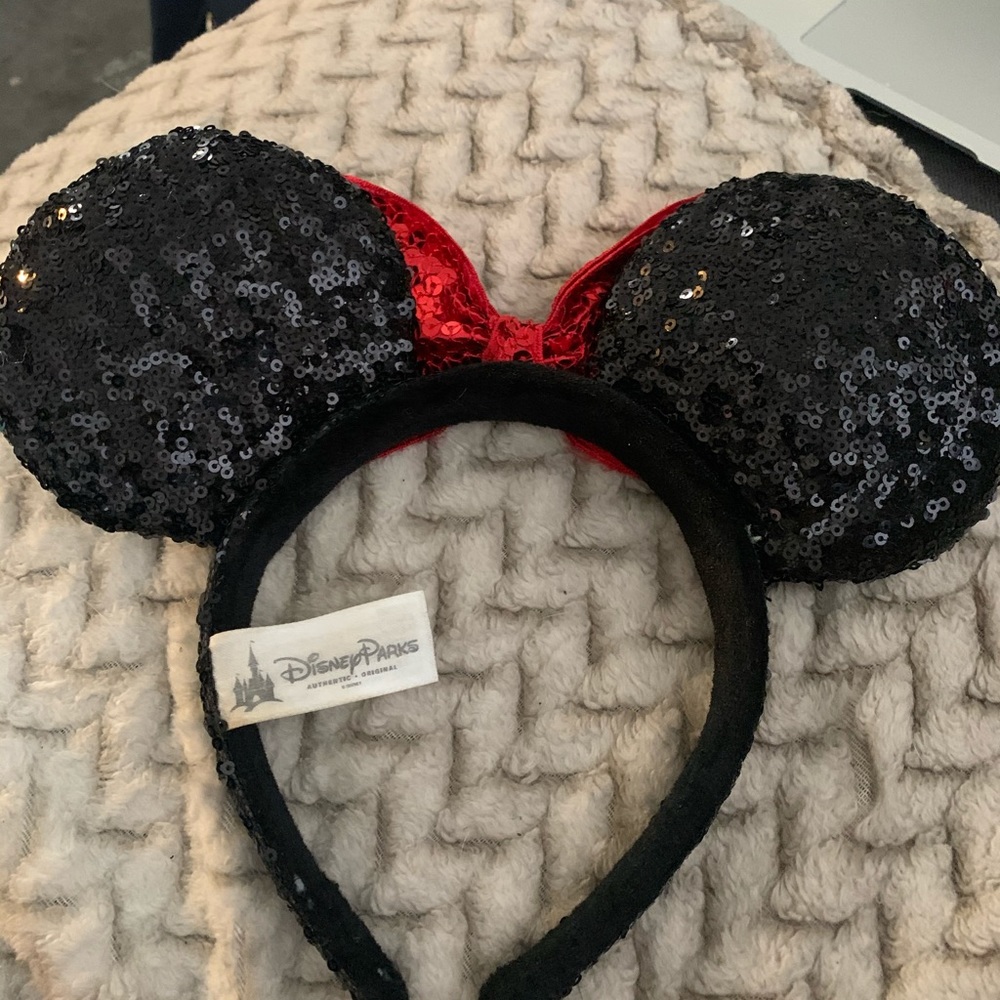 Minnie Mouse ears - Picture 2 of 2